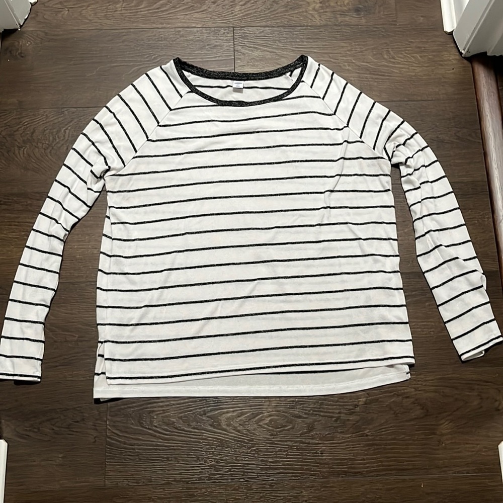 Old Navy Luxe L striped long sleeve
